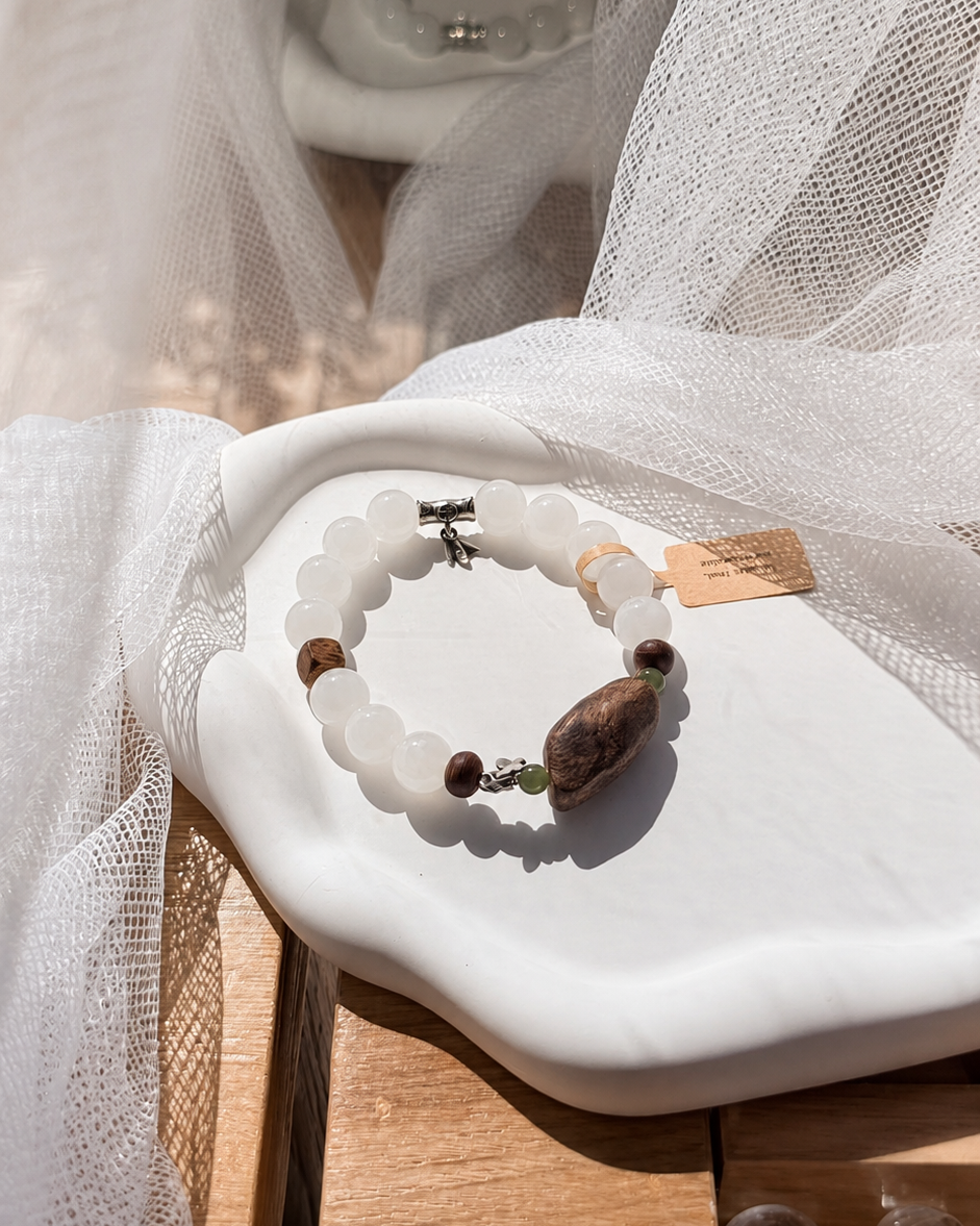 Hetian White Jade & Agarwood Bracelet | Handmade Natural Gemstone Jewelry